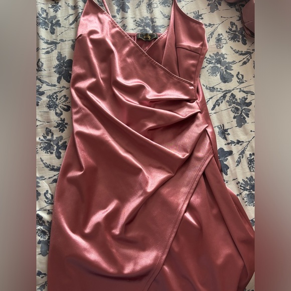 Pink dress - Picture 2 of 2